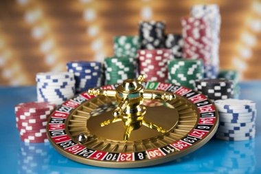Mobile app live-dealer table interface showing blackjack game